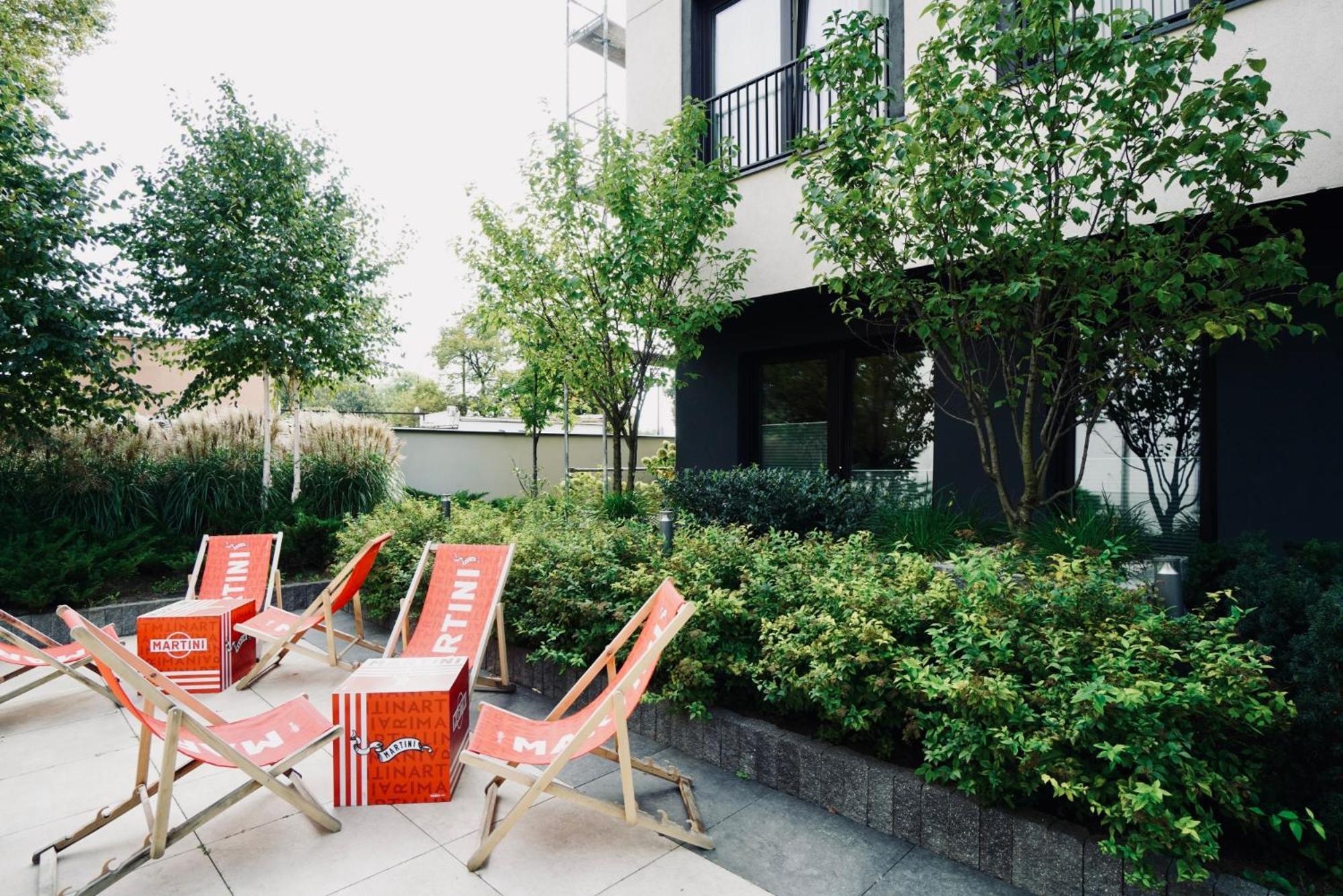 Bk Aparthotel Praga - National Stadium - Comfortable Apartment For 4 People Warschau Buitenkant foto